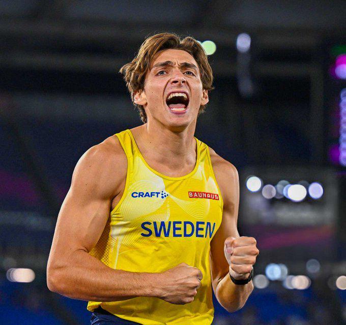 高度杜普兰, 由他自己所, 普兰蒂斯今