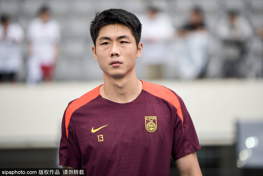 社交媒体上, 国足的宝贵, 关注的焦点