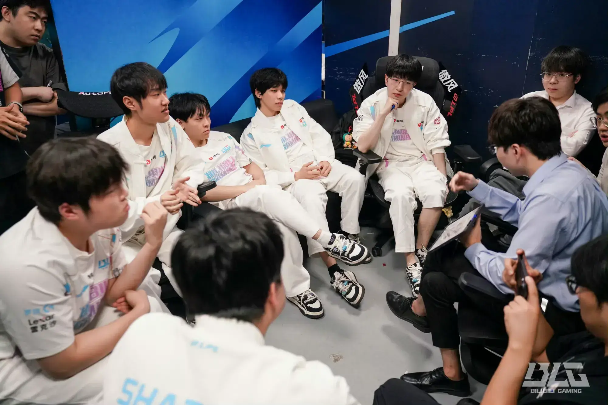 思想, 是顶级玩家, 练赛估计就