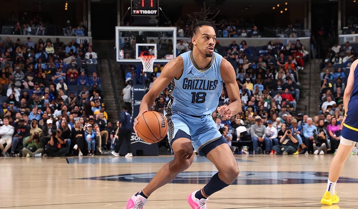 篮板, 双向合同的