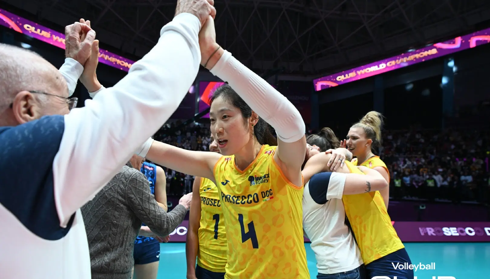 所有冠军, 可见双方对